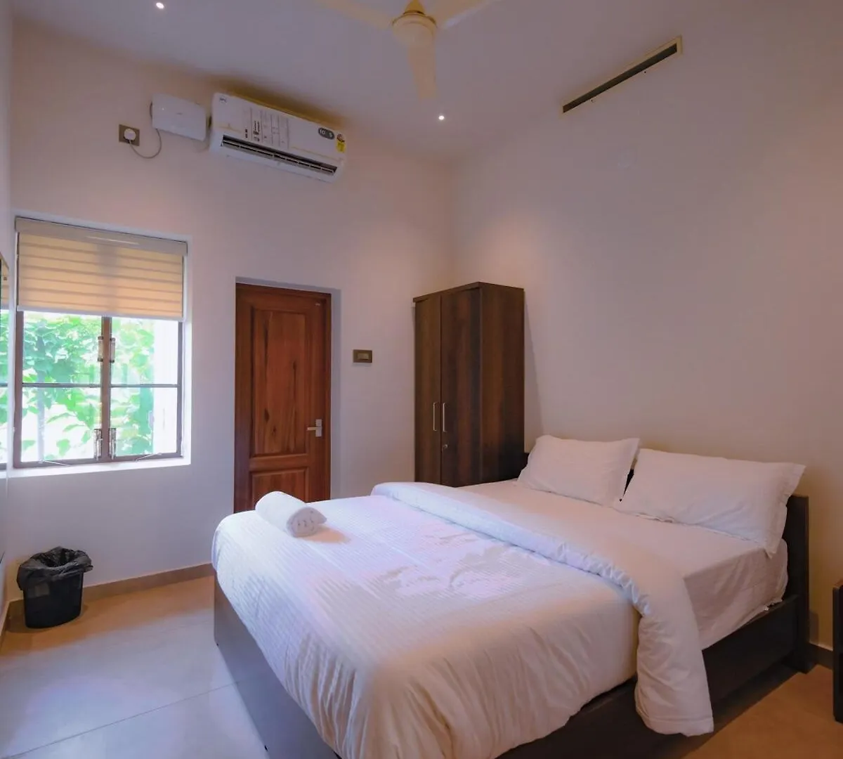 Ohstayz Villa De Estate 64 Kizhake Chālakudi